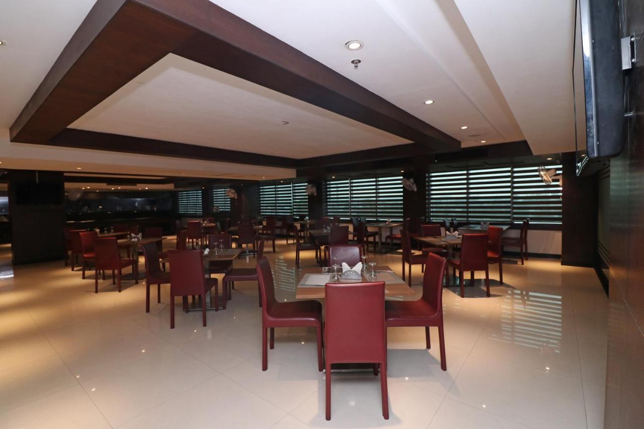 Capital O 19296 Joy Inn & Suites Bhiwadi Экстерьер фото