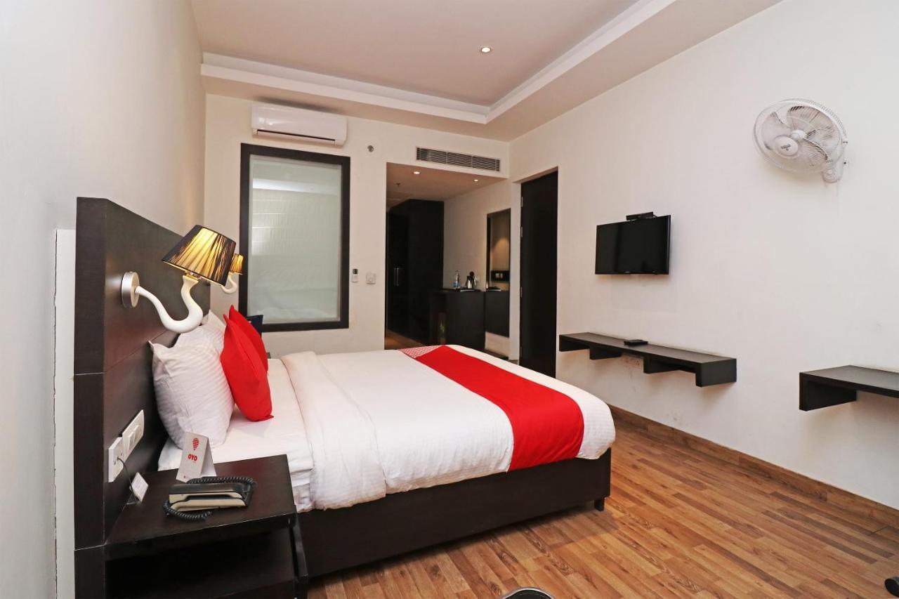 Capital O 19296 Joy Inn & Suites Bhiwadi Экстерьер фото
