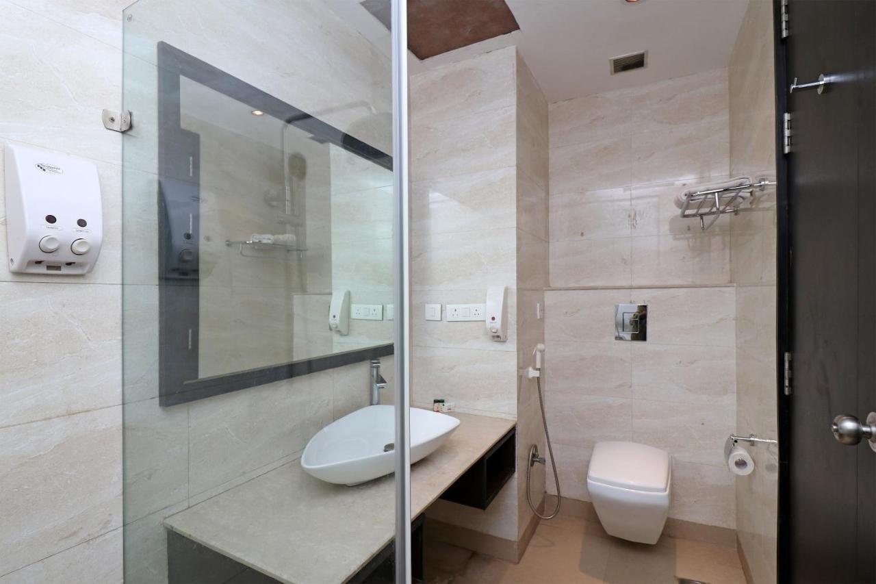 Capital O 19296 Joy Inn & Suites Bhiwadi Экстерьер фото